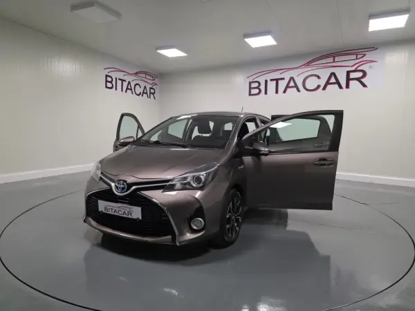 Toyota Yaris 1.5 HSD Comfort+P.Style 25