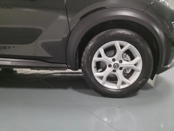 Nissan Juke 1.0 DIG-T Acenta 4