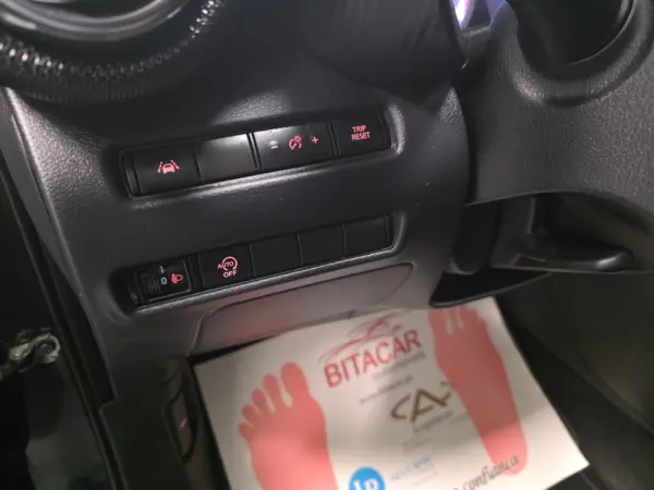 Nissan Juke 1.0 DIG-T Acenta 73