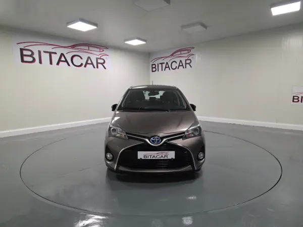 Toyota Yaris 1.5 HSD Comfort+P.Style 22