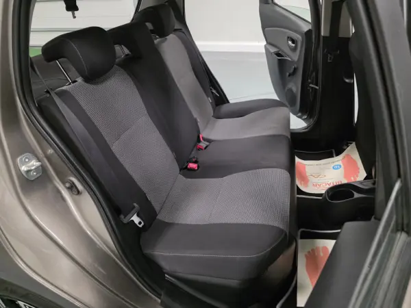 Toyota Yaris 1.5 HSD Comfort+P.Style 77