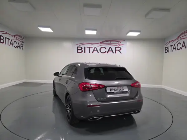 Mercedes-Benz A 180 D PROGRESSIVE 3