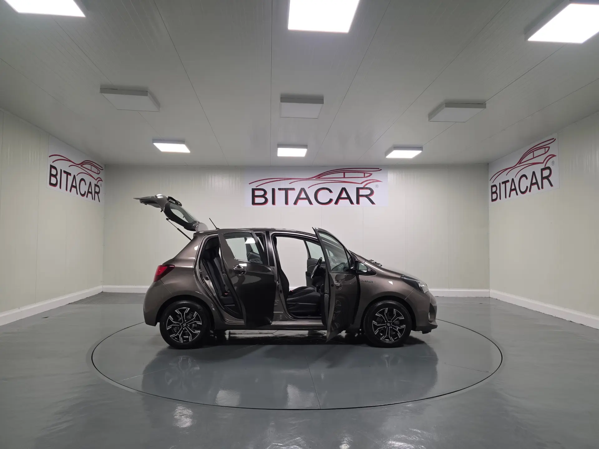 Toyota Yaris 1.5 HSD Comfort+P.Style 66