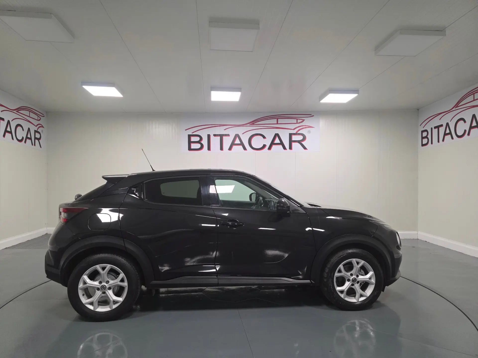 Nissan Juke 1.0 DIG-T Acenta 35