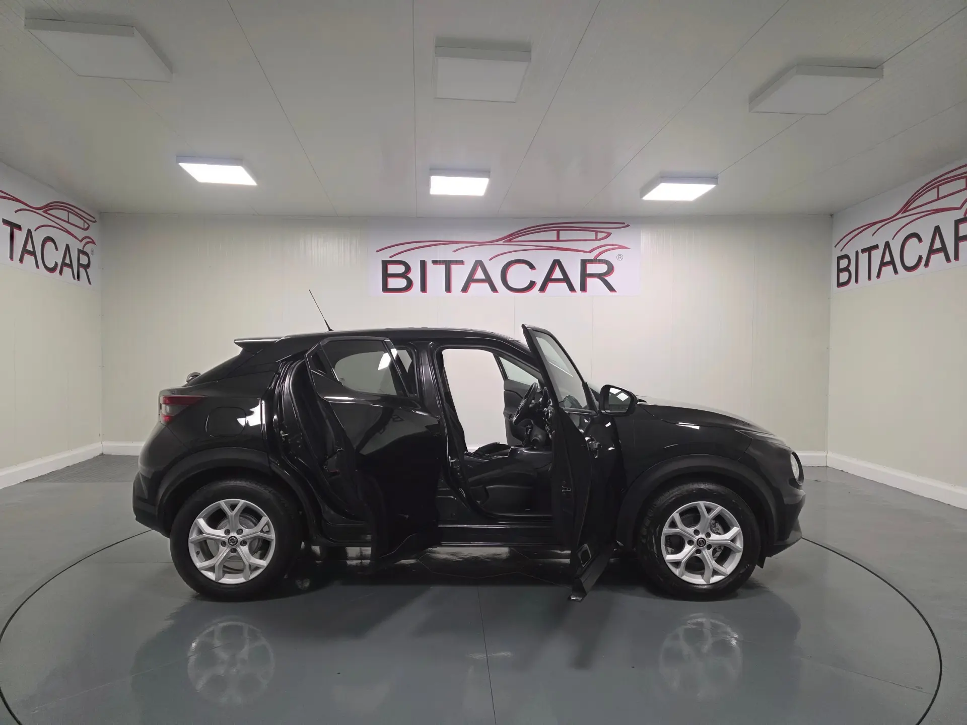 Nissan Juke 1.0 DIG-T Acenta 47