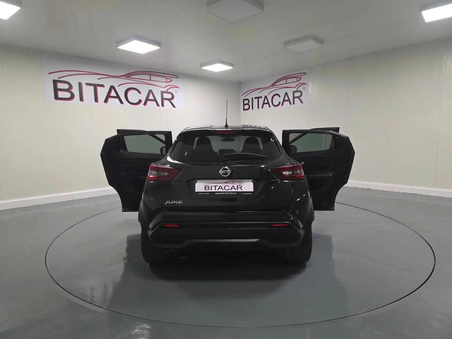 Nissan Juke 1.0 DIG-T Acenta 43