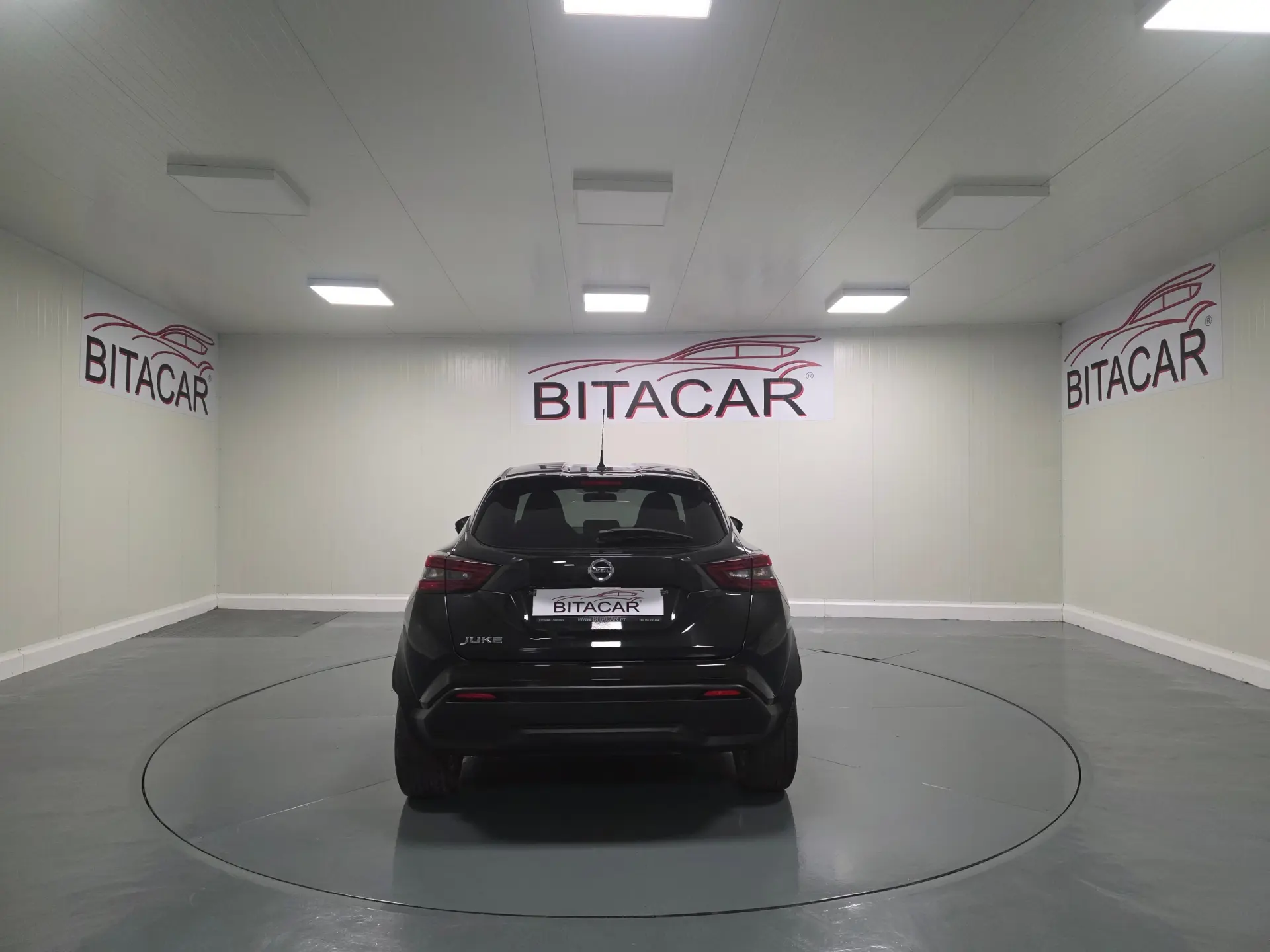 Nissan Juke 1.0 DIG-T Acenta 27