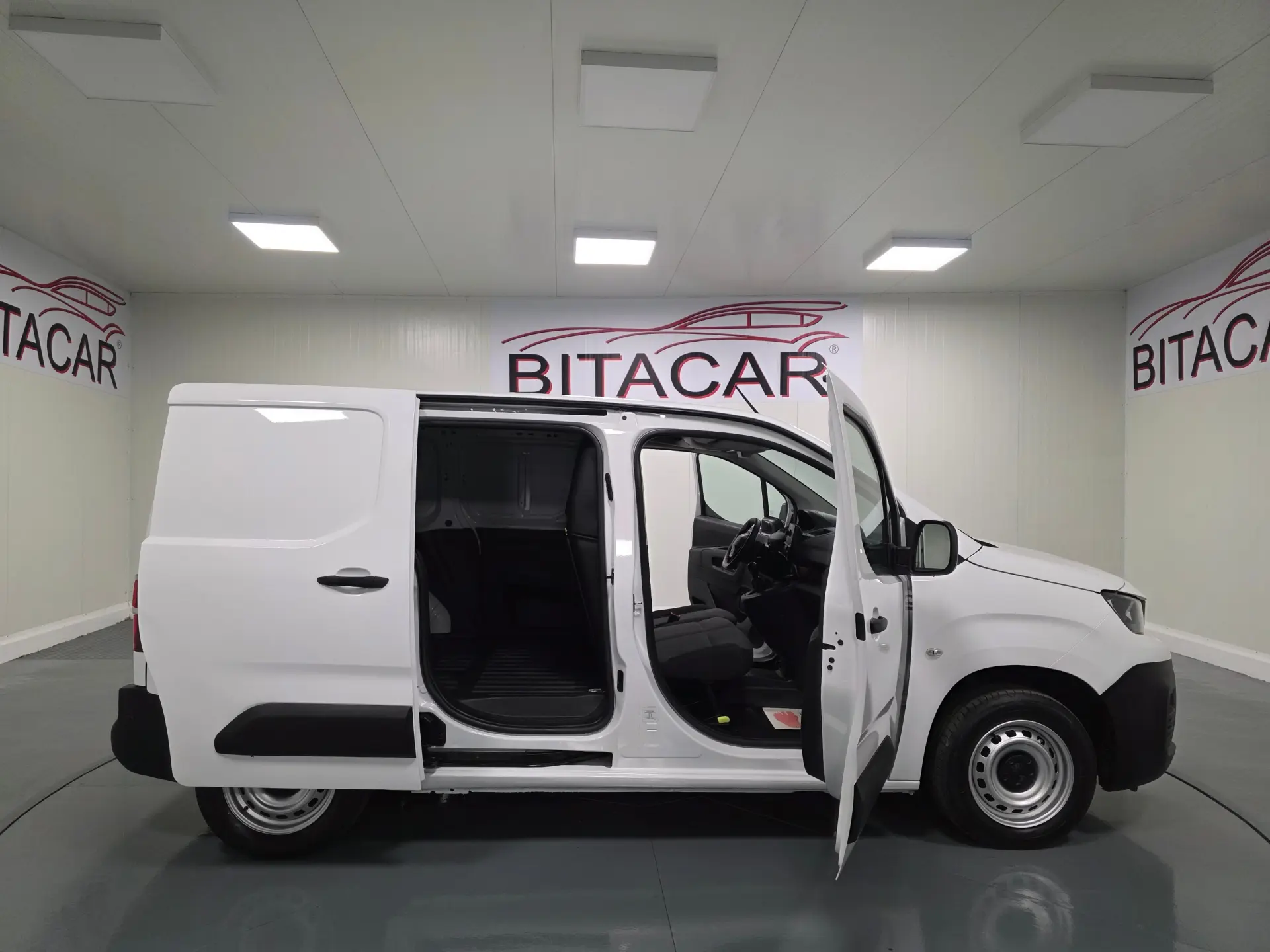 Peugeot Partner PARTNER 1.6 BLUEHDI 54