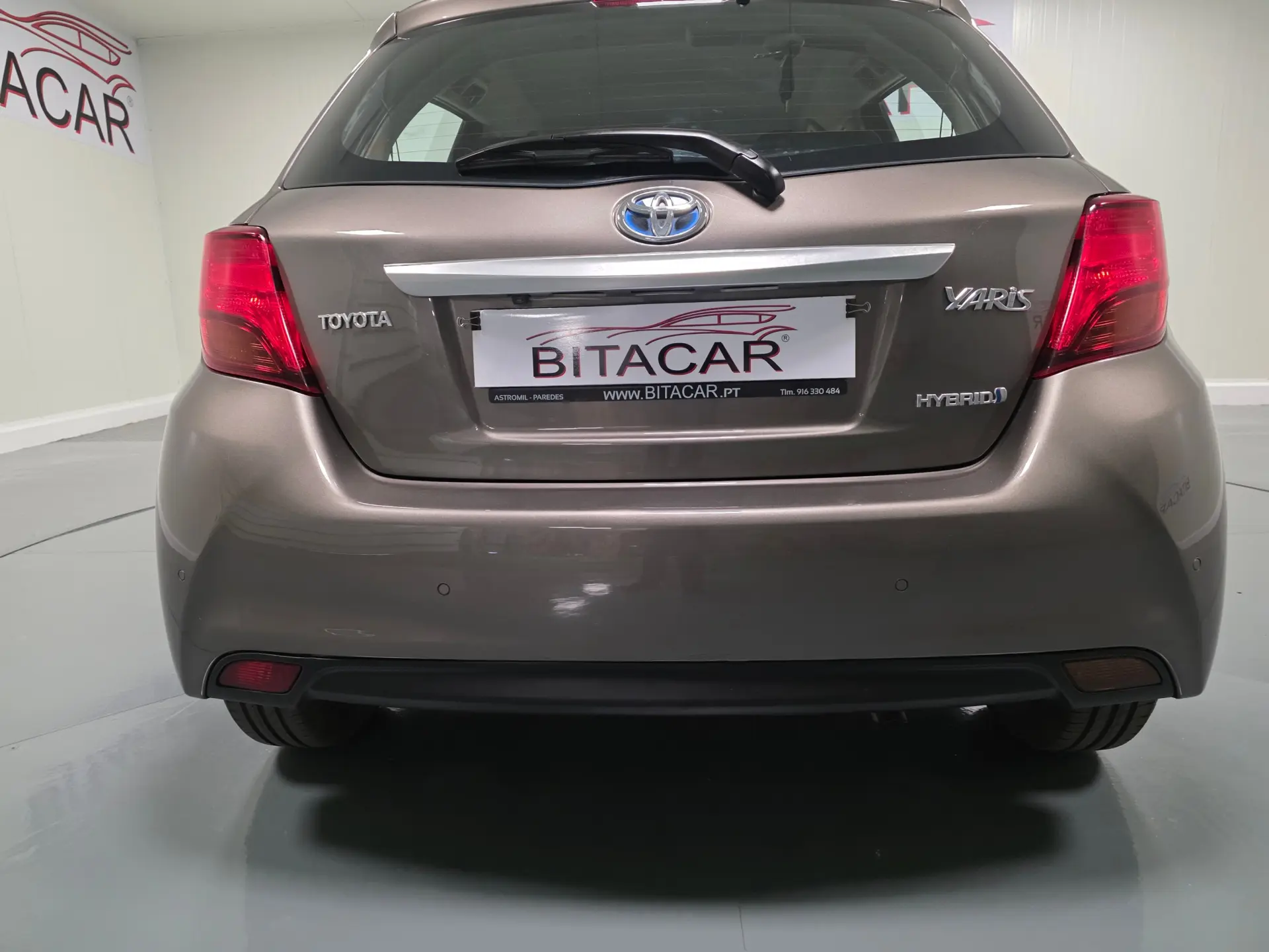 Toyota Yaris 1.5 HSD Comfort+P.Style 42