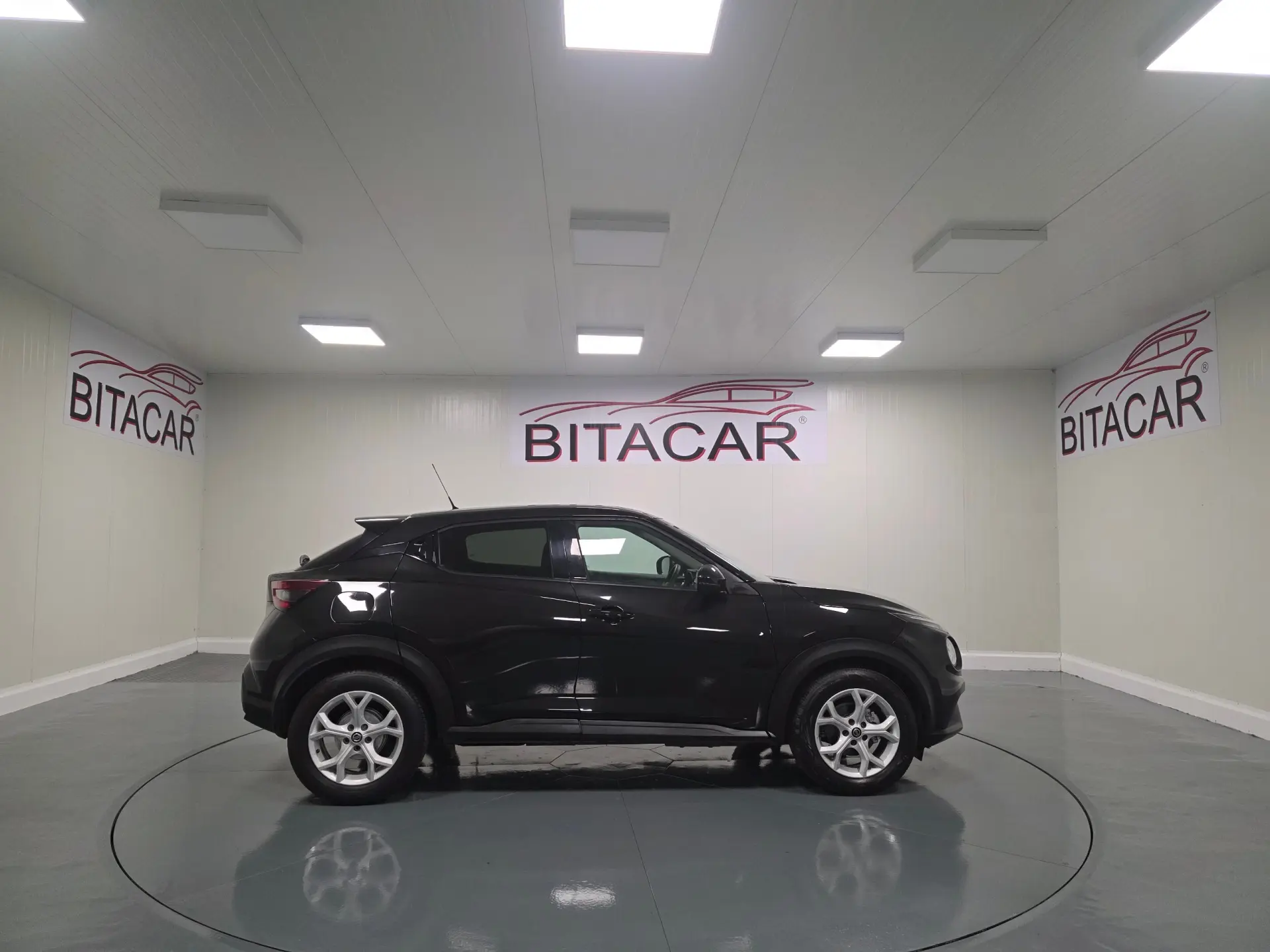 Nissan Juke 1.0 DIG-T Acenta 34
