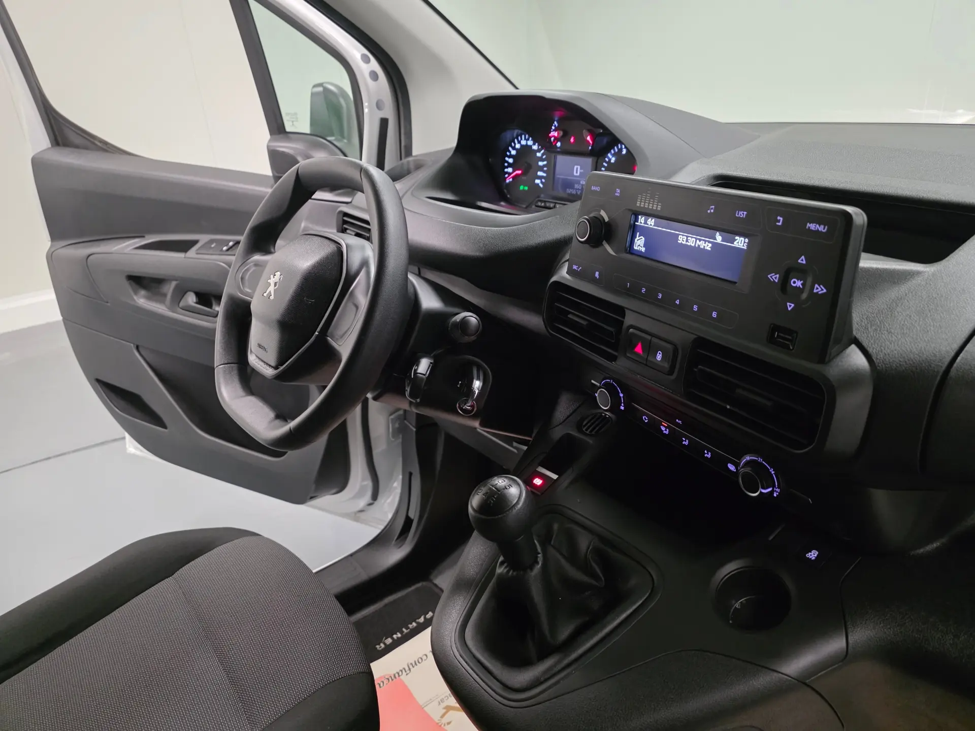 Peugeot Partner PARTNER 1.6 BLUEHDI 67