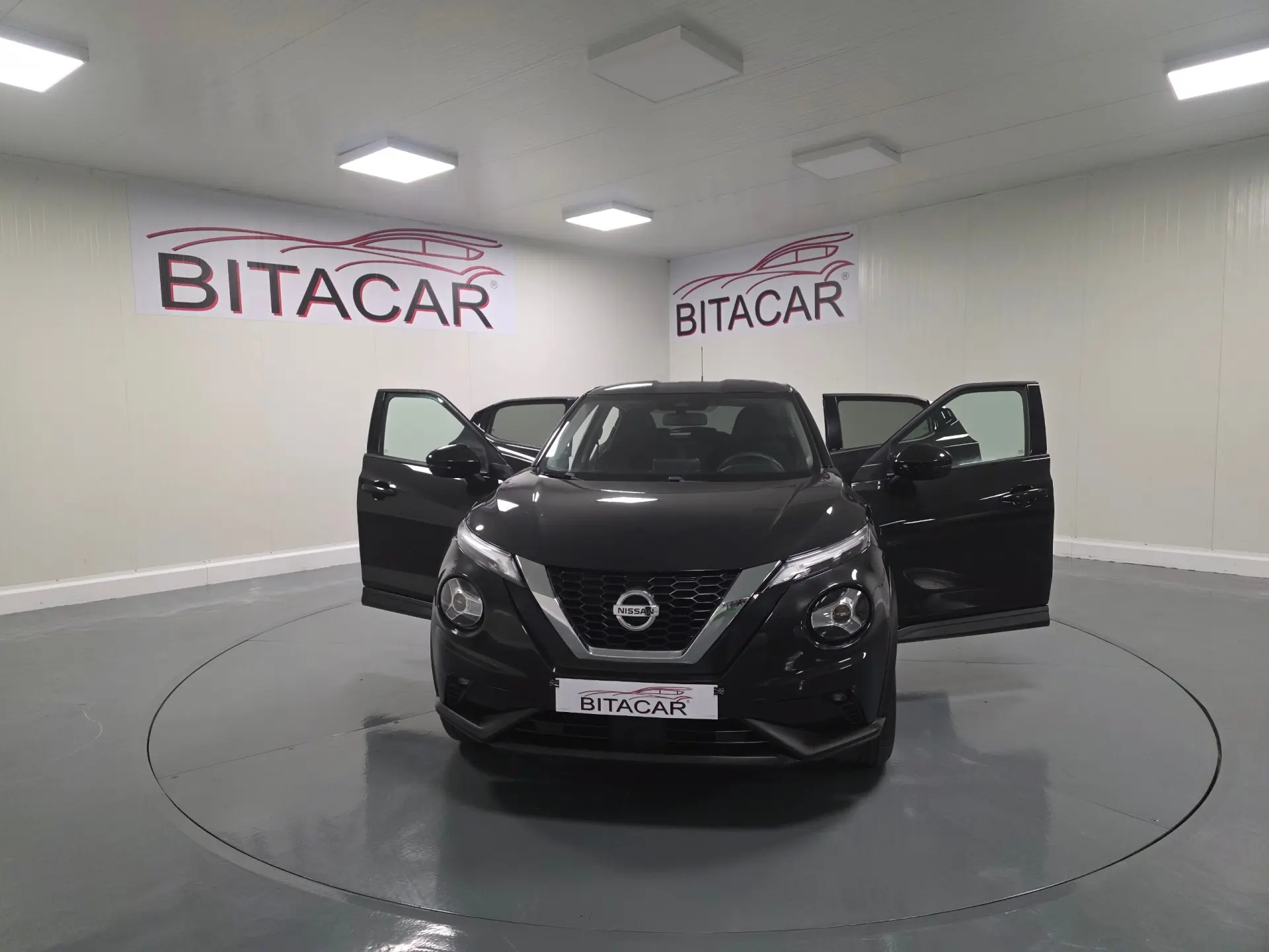 Nissan Juke 1.0 DIG-T Acenta 19