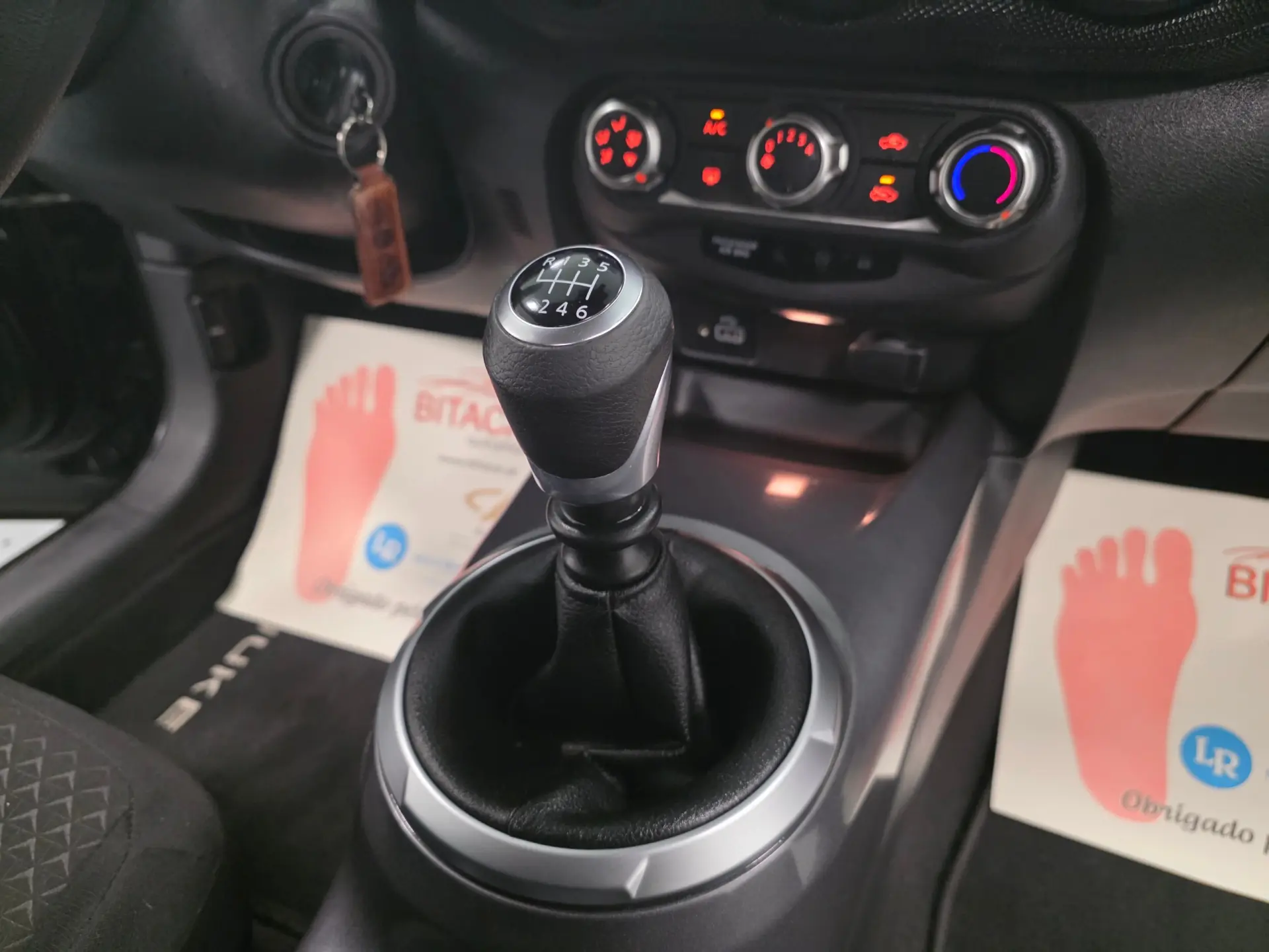 Nissan Juke 1.0 DIG-T Acenta 93