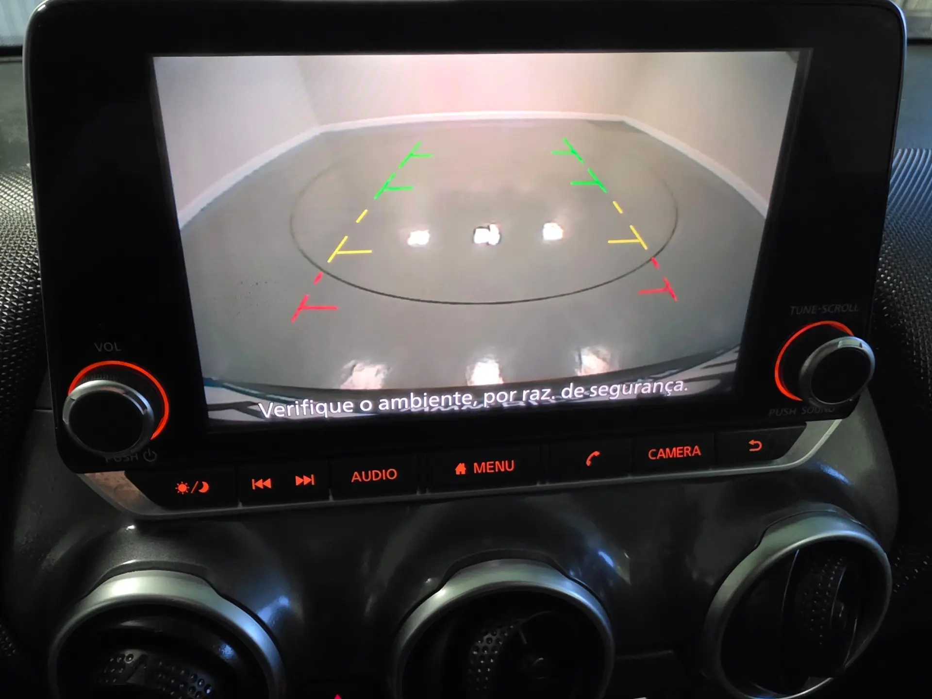 Nissan Juke 1.0 DIG-T Acenta 2