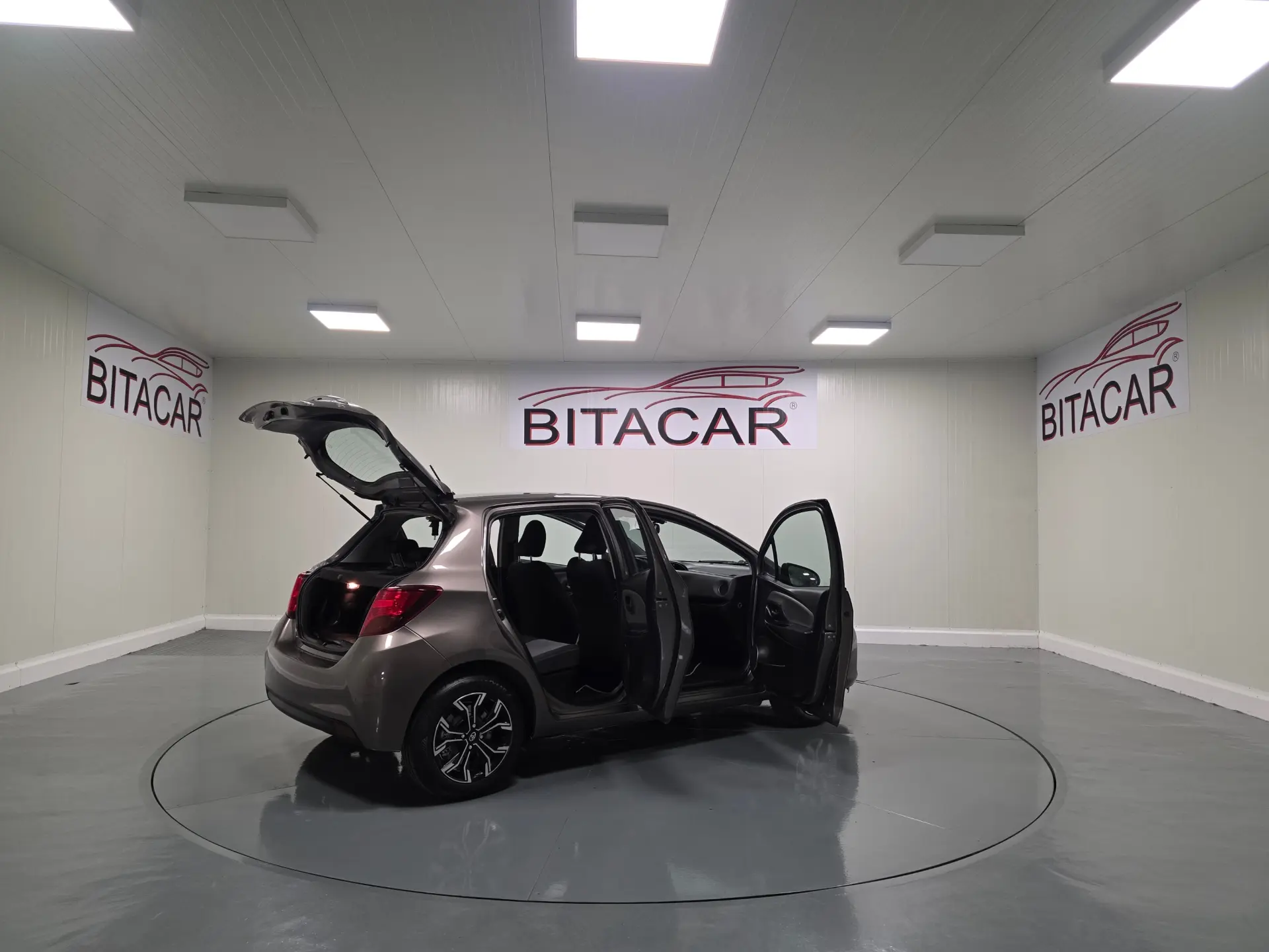 Toyota Yaris 1.5 HSD Comfort+P.Style 65