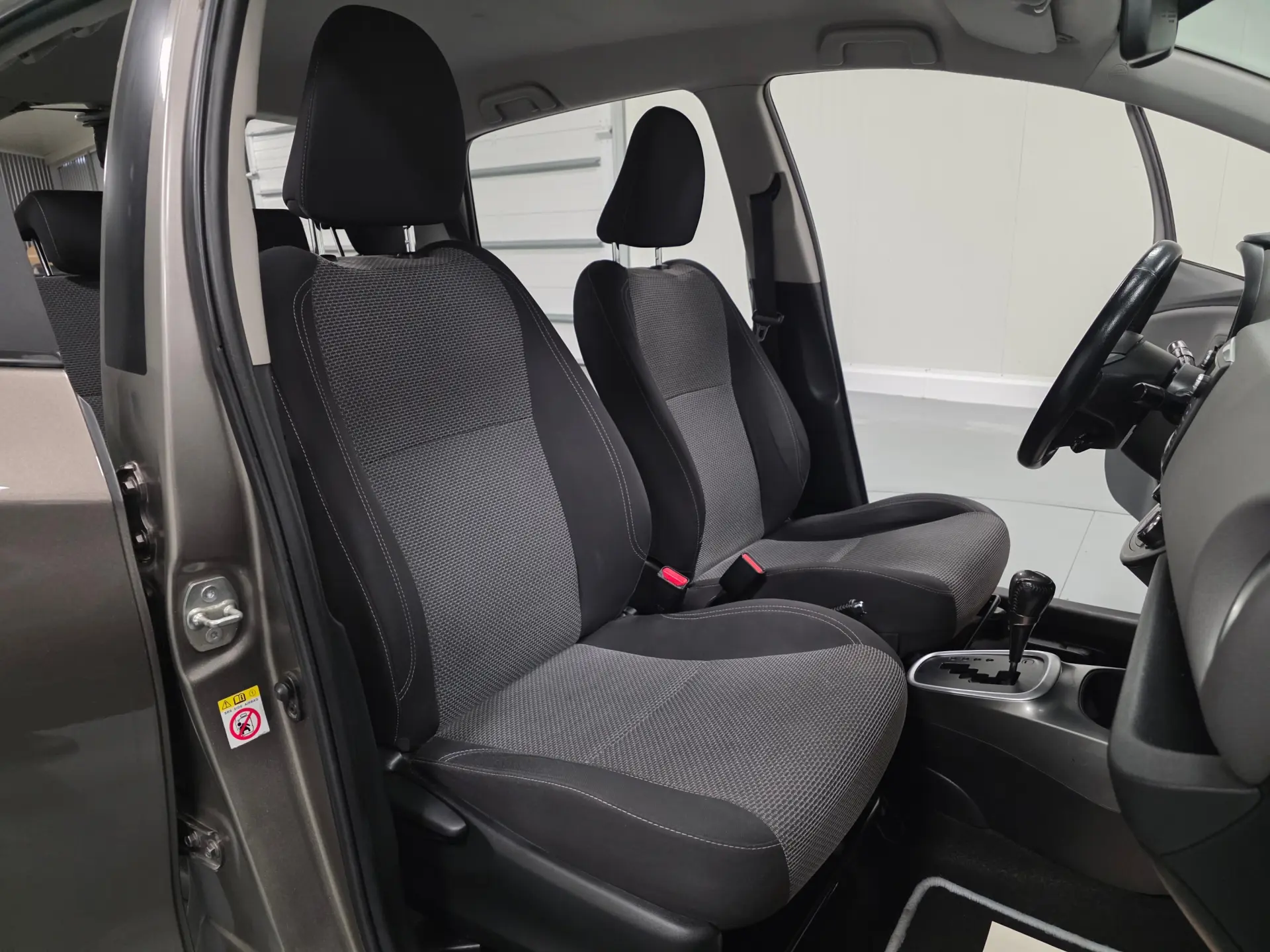 Toyota Yaris 1.5 HSD Comfort+P.Style 81