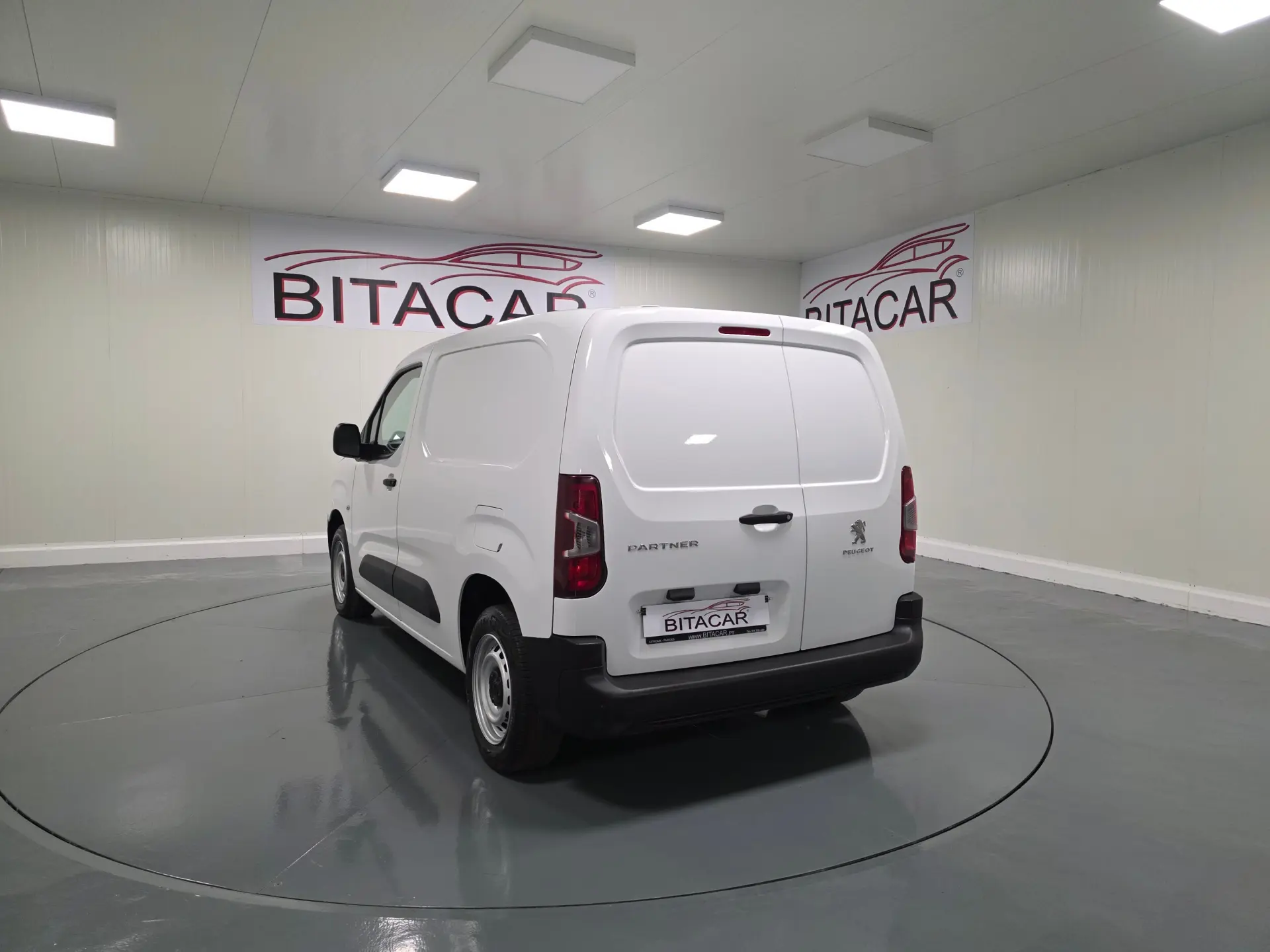 Peugeot Partner PARTNER 1.6 BLUEHDI 28