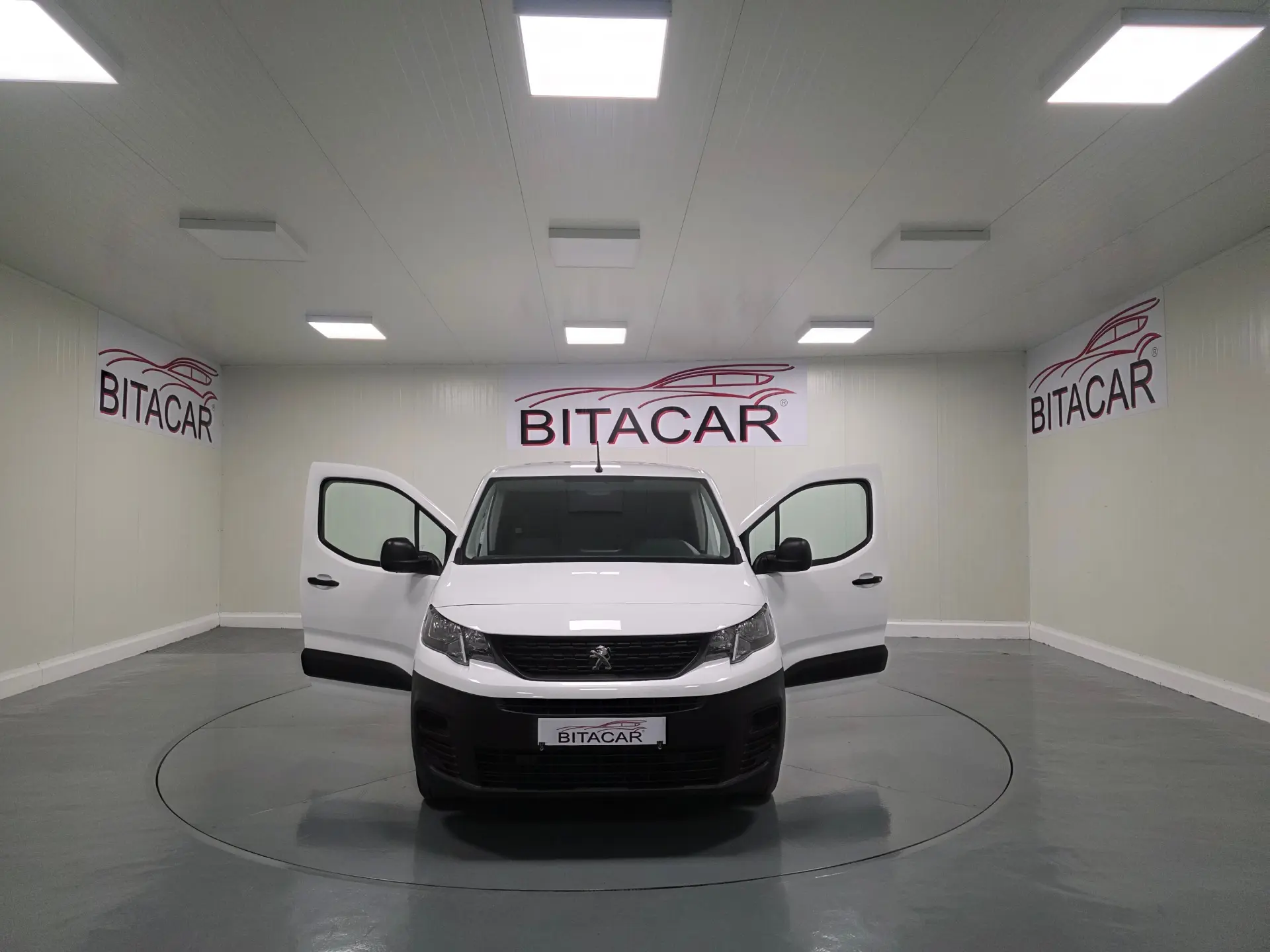 Peugeot Partner PARTNER 1.6 BLUEHDI 14