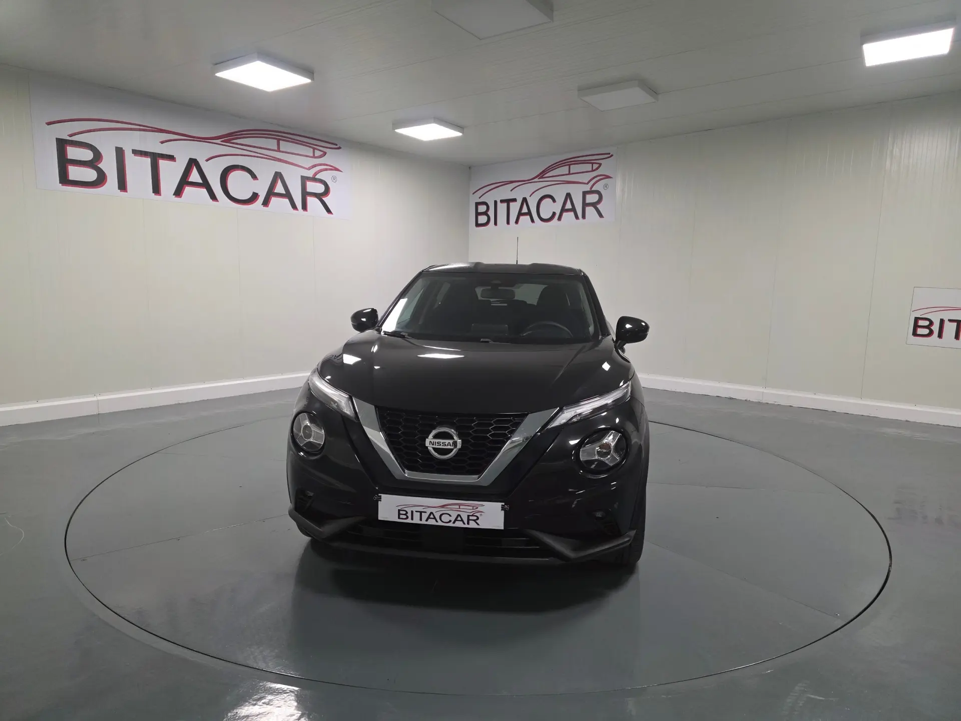 Nissan Juke 1.0 DIG-T Acenta 12