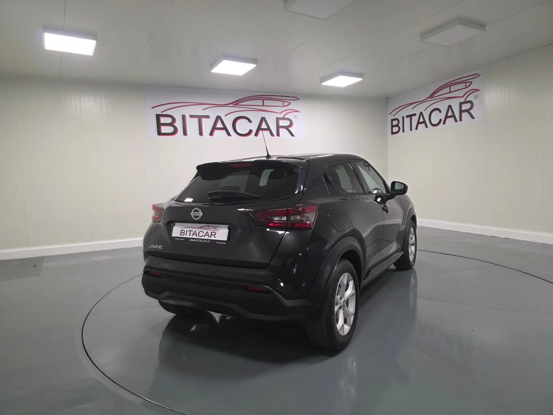 Nissan Juke 1.0 DIG-T Acenta 31
