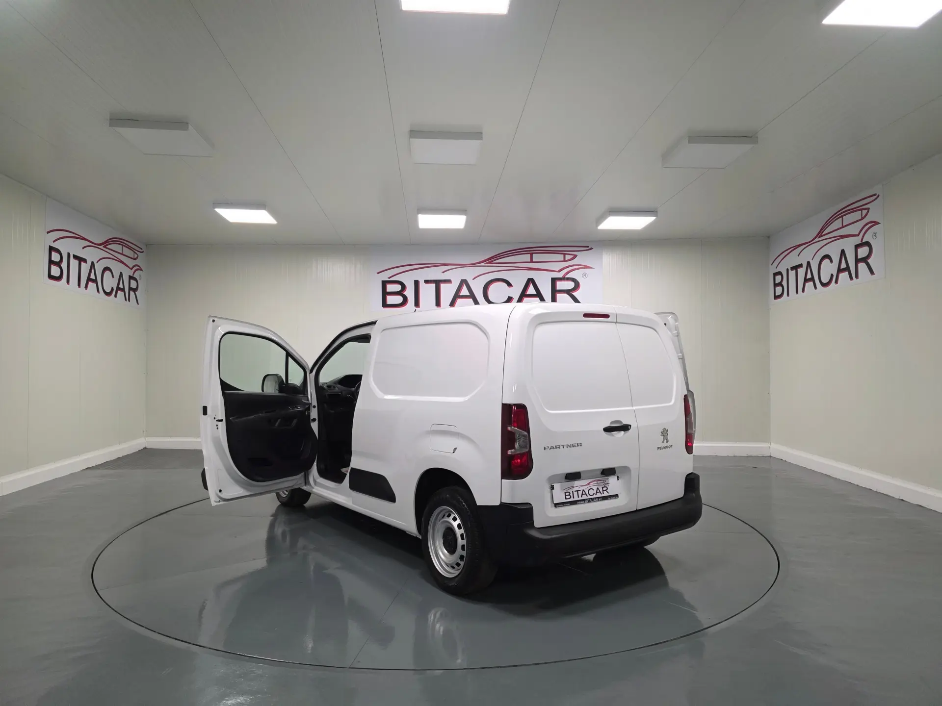 Peugeot Partner PARTNER 1.6 BLUEHDI 44