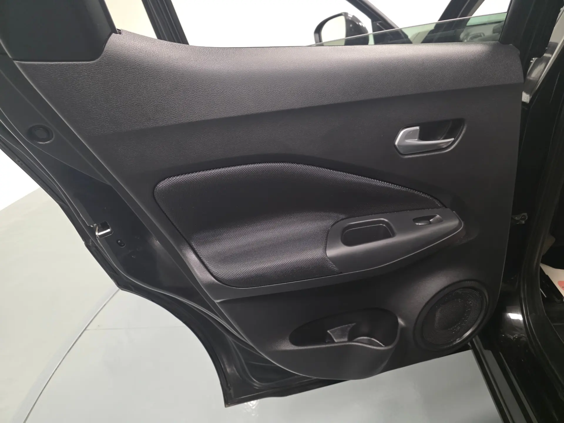 Nissan Juke 1.0 DIG-T Acenta 51