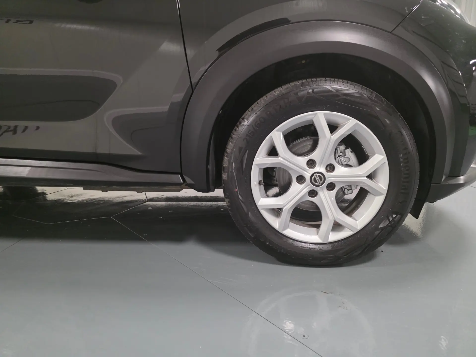 Nissan Juke 1.0 DIG-T Acenta 4