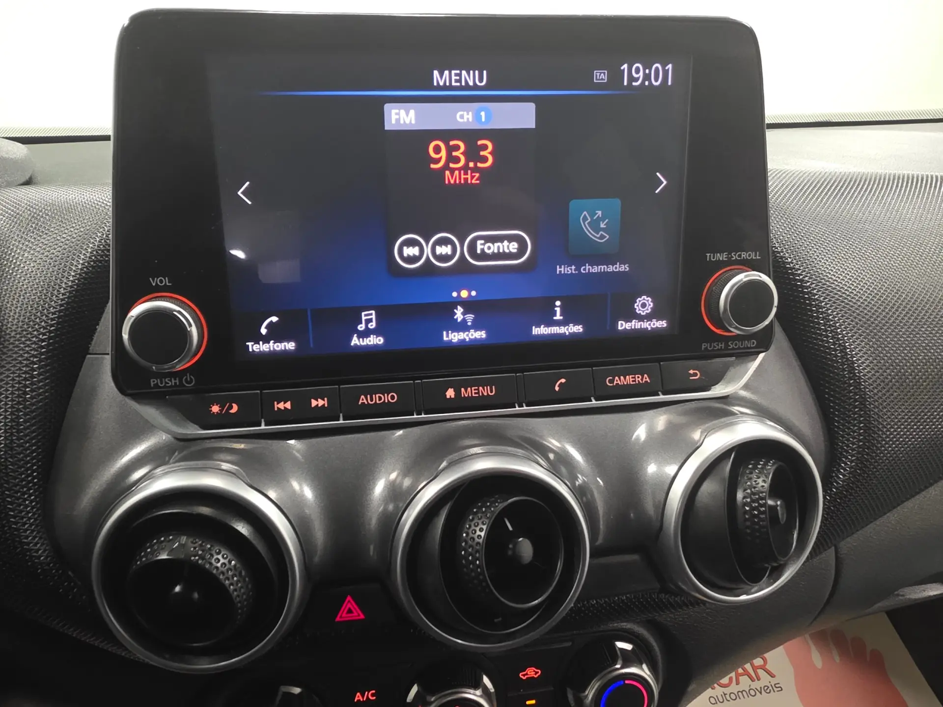 Nissan Juke 1.0 DIG-T Acenta 86