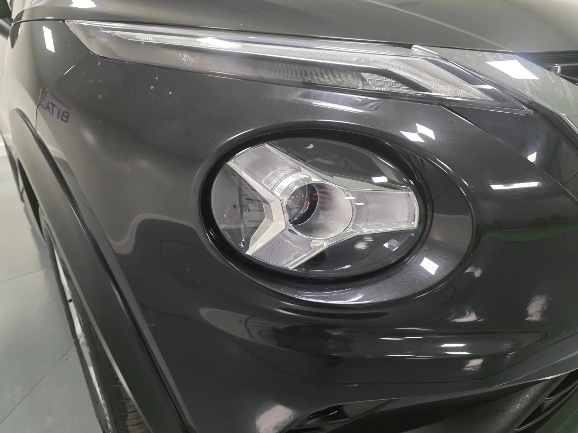 Nissan Juke 1.0 DIG-T Acenta 6