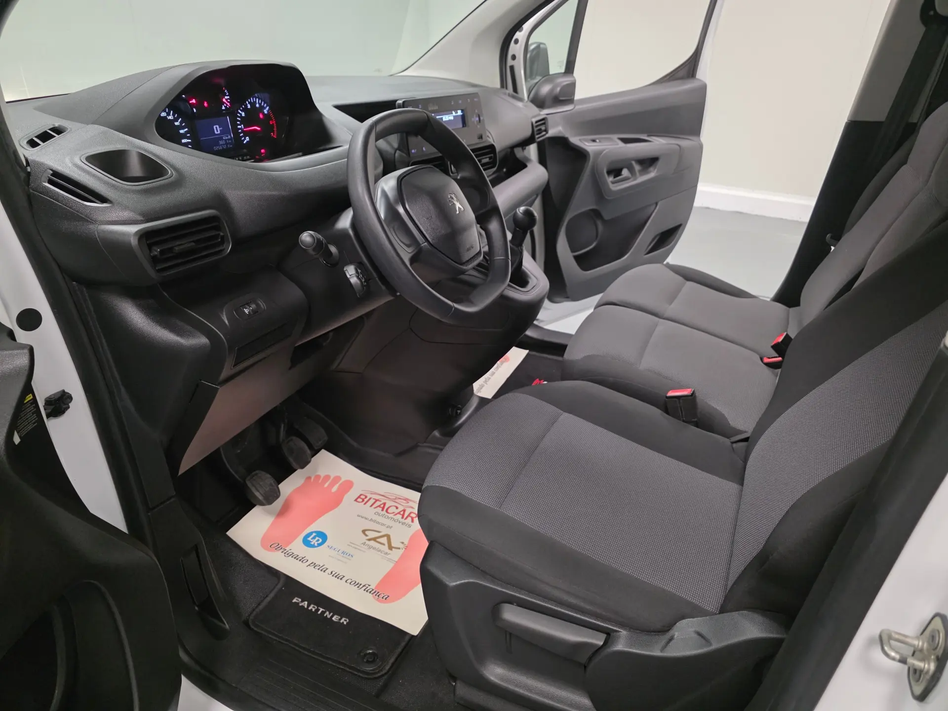 Peugeot Partner PARTNER 1.6 BLUEHDI 71