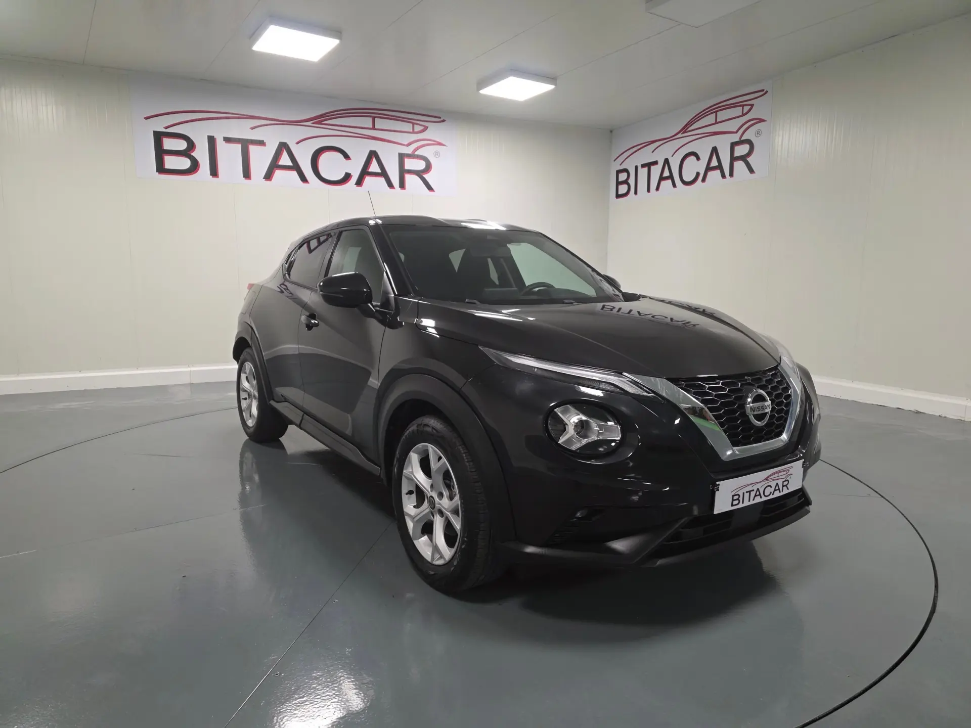 Nissan Juke 1.0 DIG-T Acenta 1