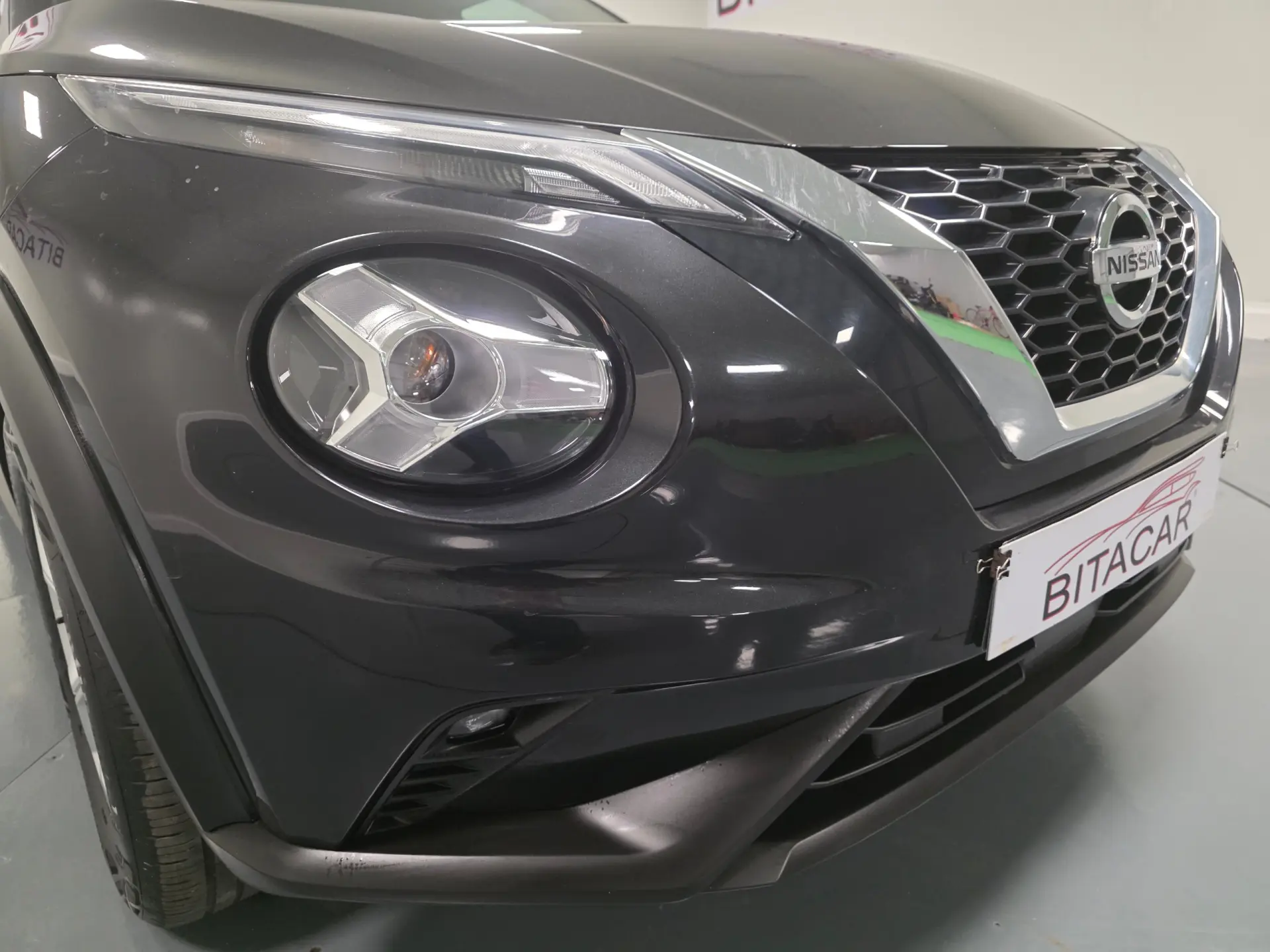 Nissan Juke 1.0 DIG-T Acenta 5