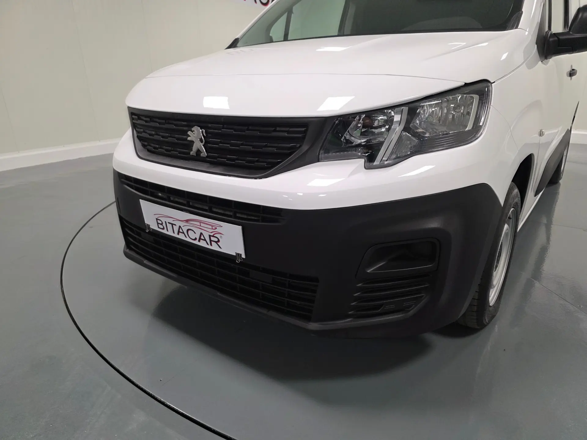 Peugeot Partner PARTNER 1.6 BLUEHDI 9