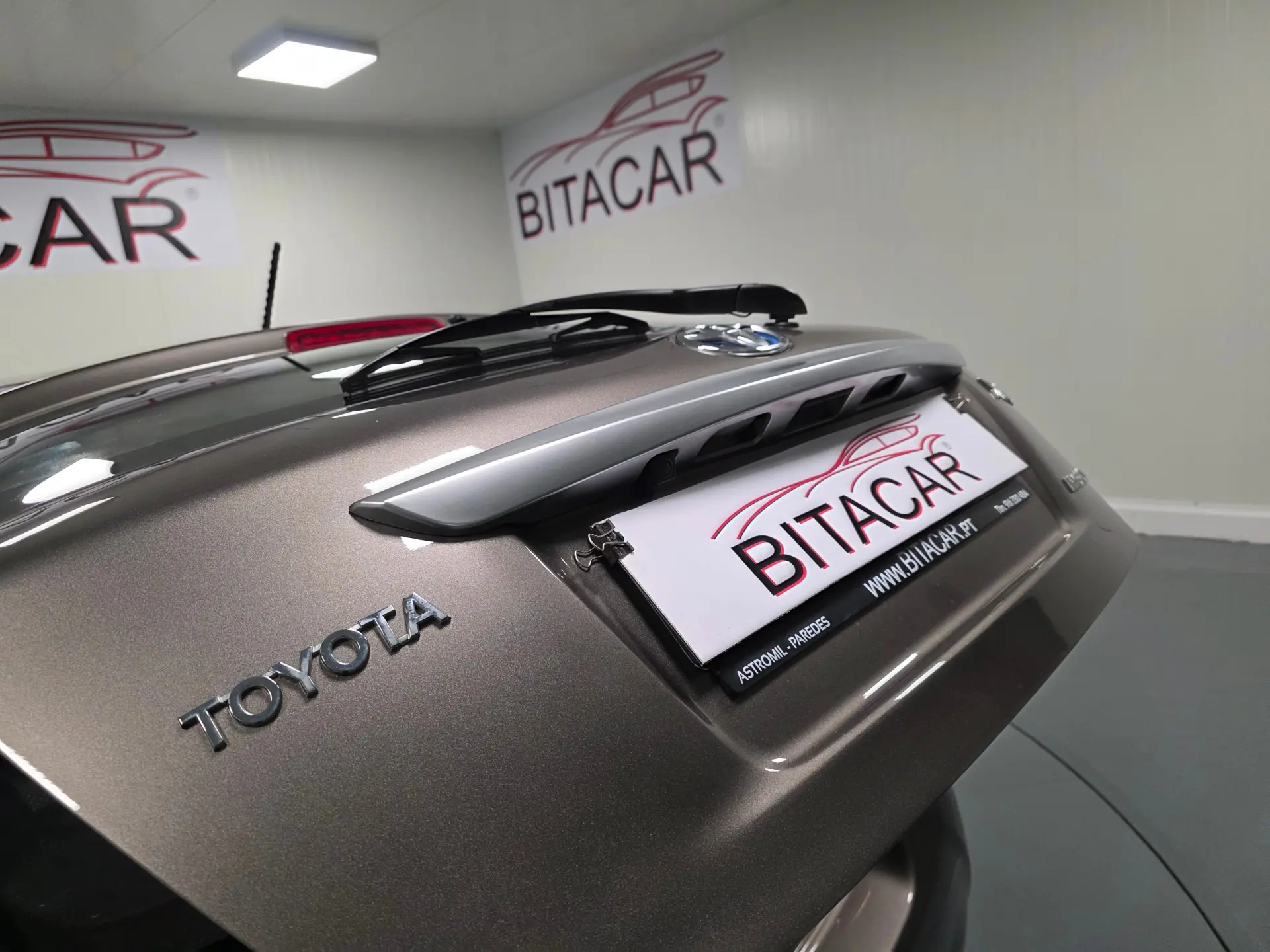 Toyota Yaris 1.5 HSD Comfort+P.Style 48