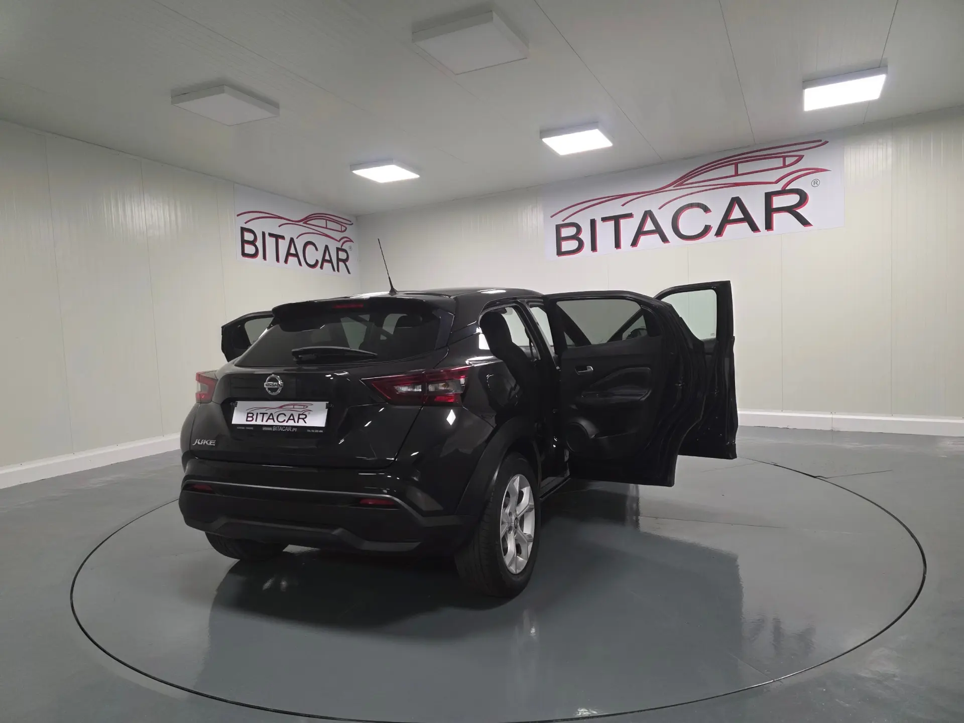 Nissan Juke 1.0 DIG-T Acenta 42