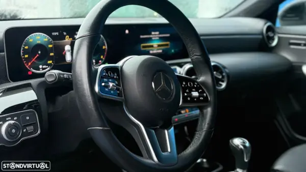 Mercedes-Benz CLA 180 d Shooting Brake Business Solutions 8