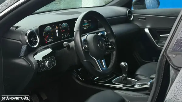 Mercedes-Benz CLA 180 d Shooting Brake Business Solutions 5