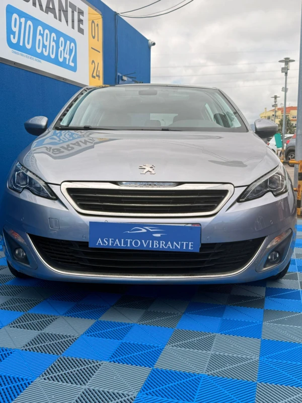 Peugeot 308 1.2 PureTech Allure 3