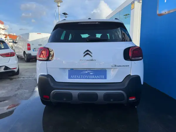 Citroën C3 Aircross 1.2 PureTech Shine 12