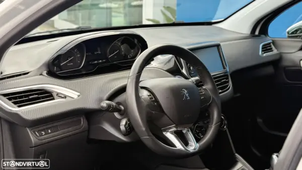 Peugeot 208 3