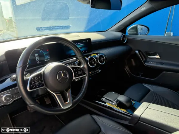 Mercedes-Benz A 250 Limousine e 8G-DCT Style 3