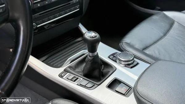 BMW X3 18 d sDrive Pack M 6