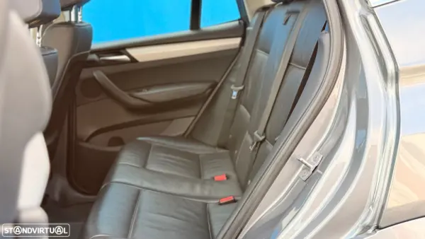 BMW X3 18 d sDrive Pack M 8