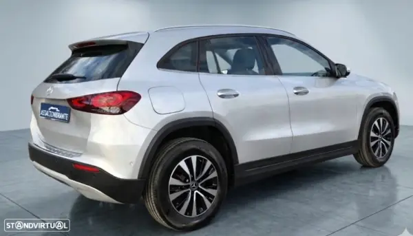 Mercedes-Benz GLA 250 3