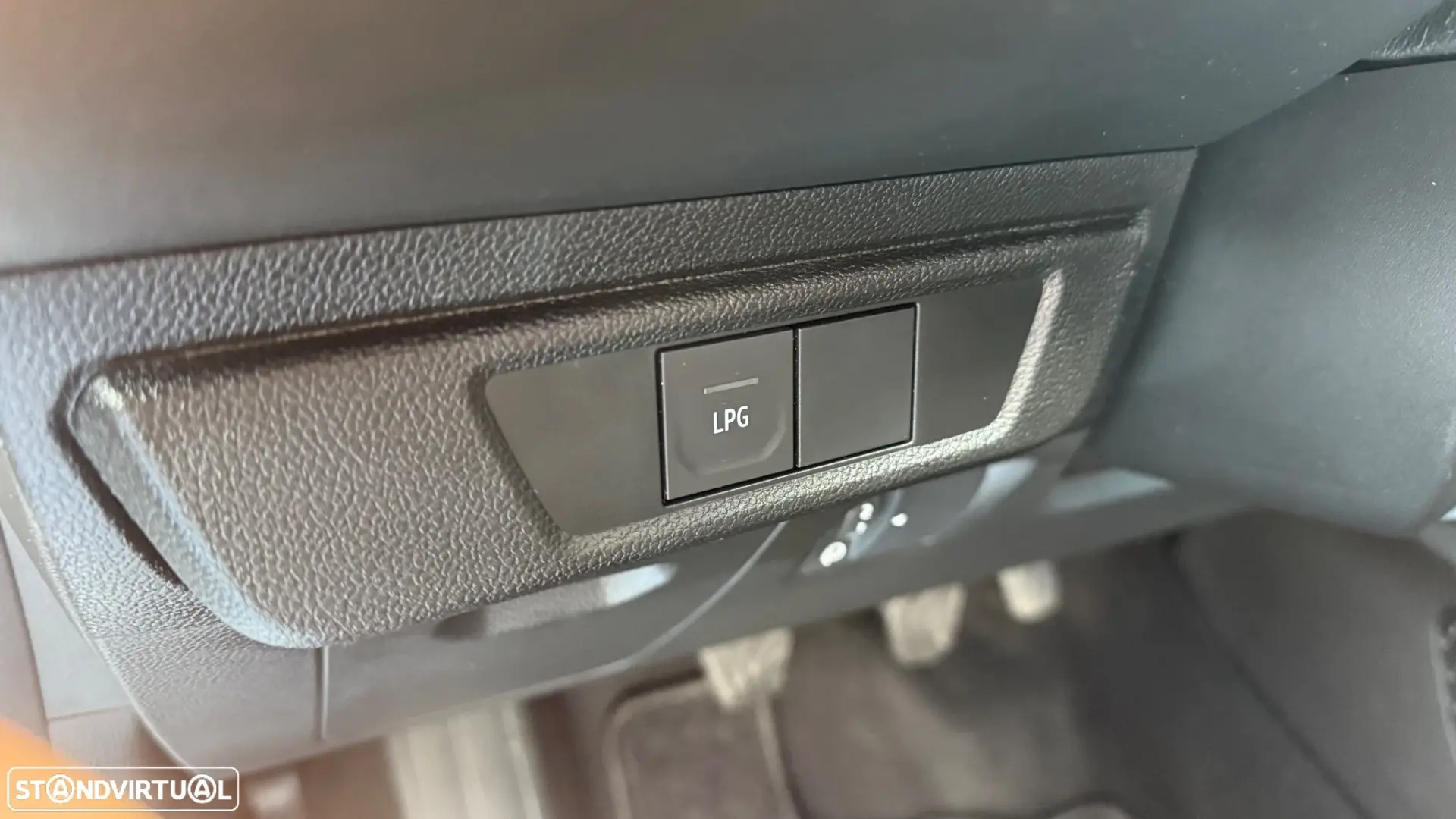 Dacia Sandero Outro 7