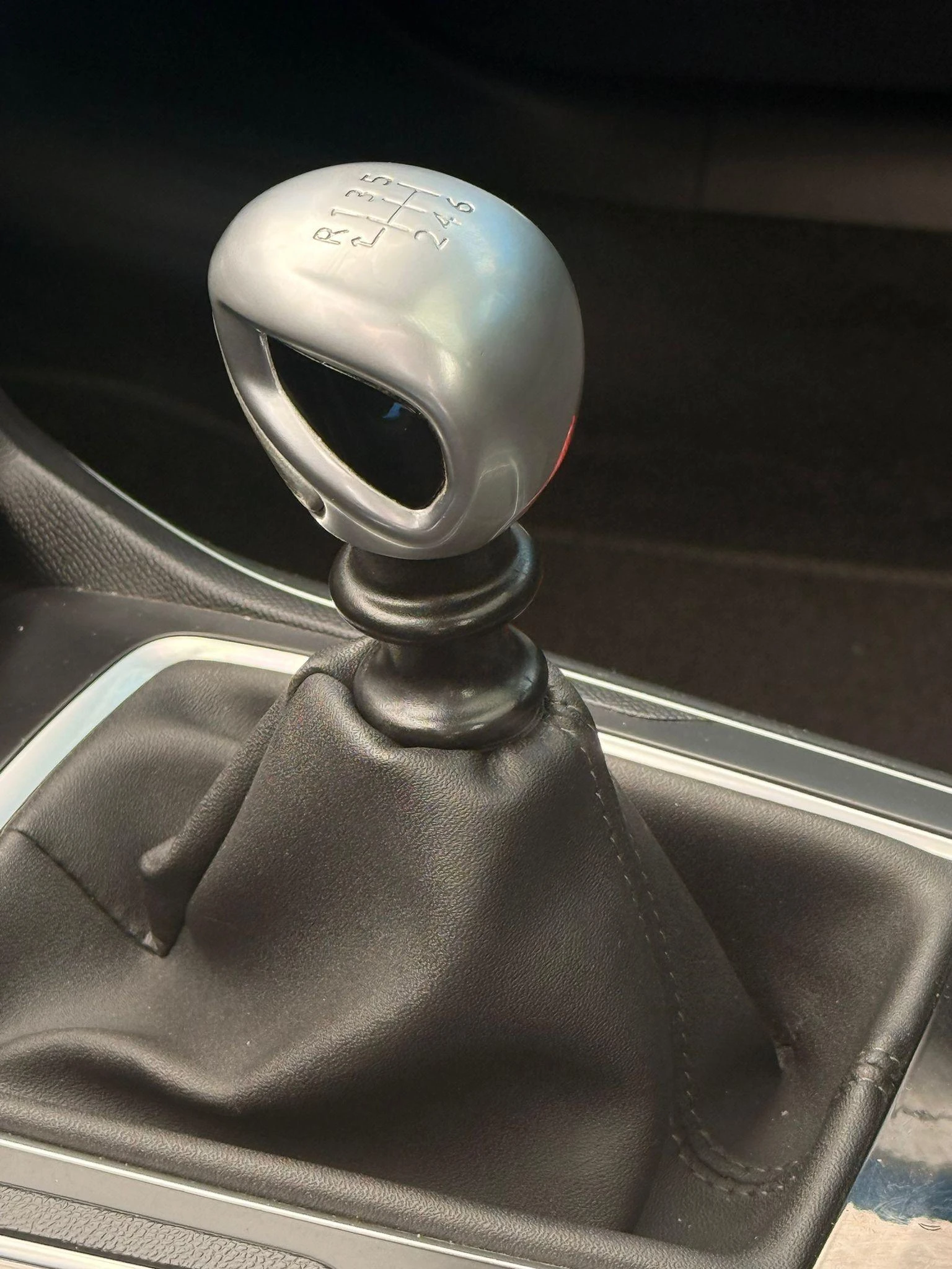 Peugeot 308 1.2 PureTech Allure 9