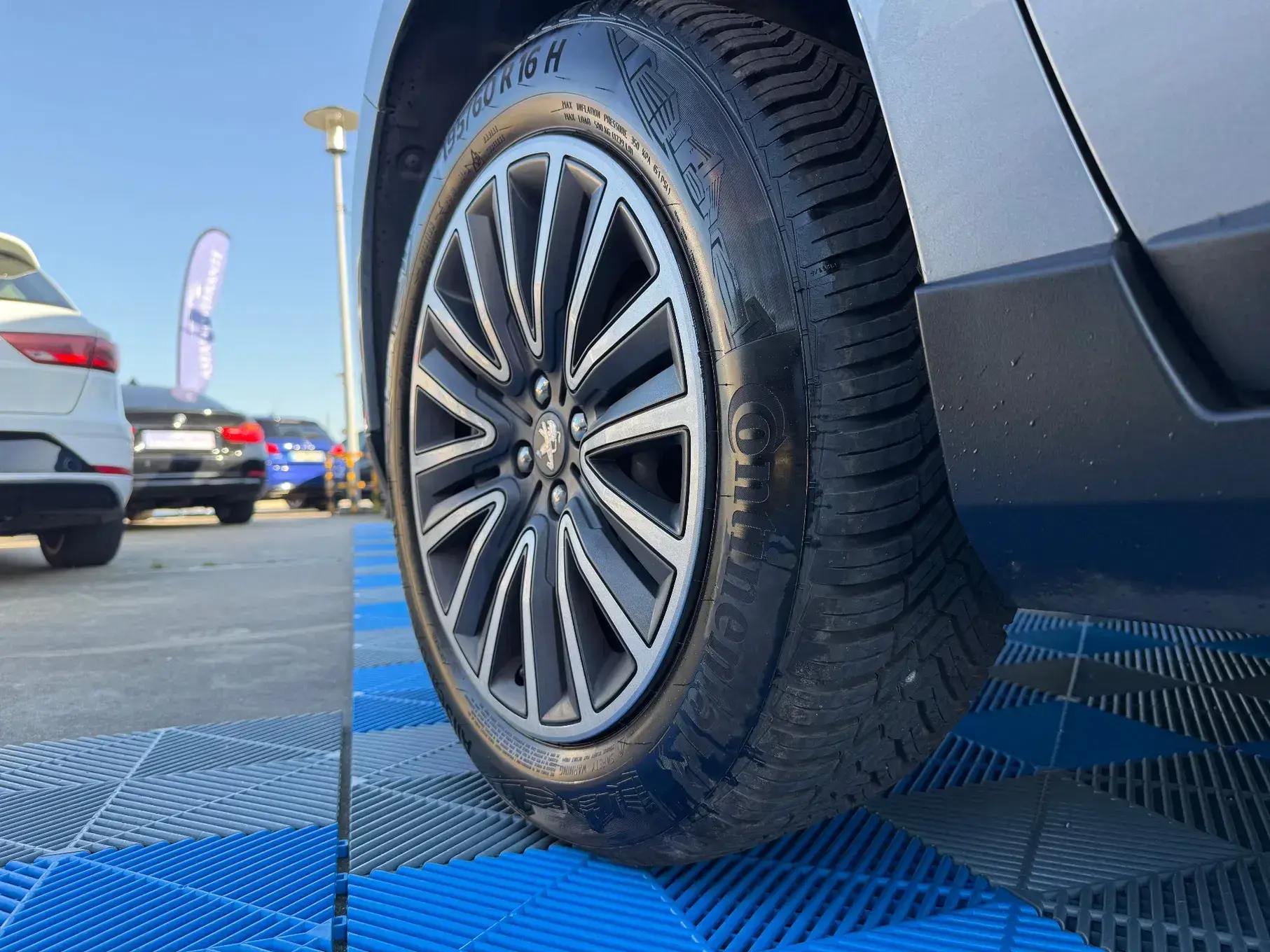 Peugeot 2008 1.2 PureTech Active 12