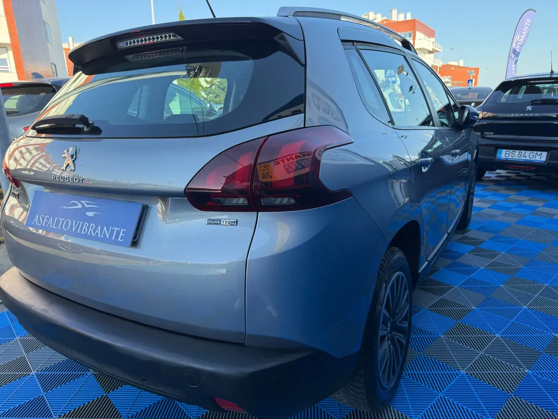 Peugeot 2008 1.2 PureTech Active 6