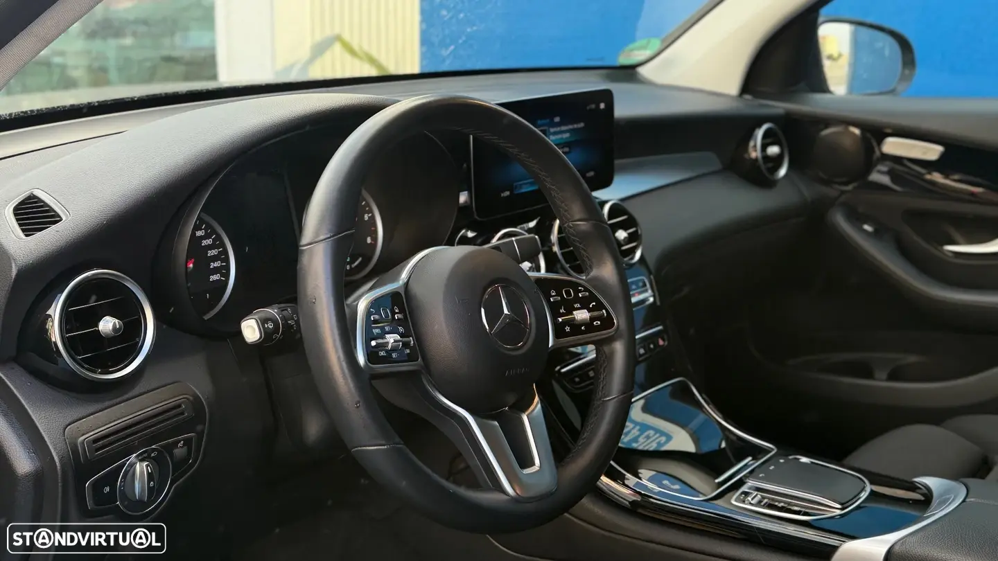 Mercedes-Benz GLC 300 2