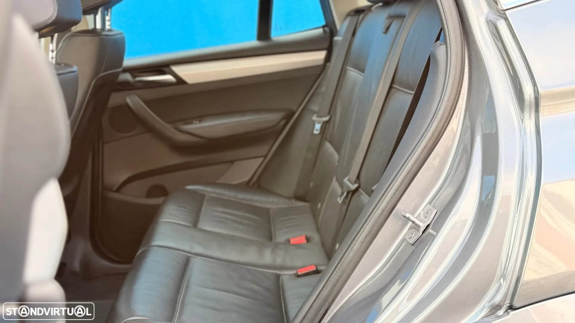 BMW X3 18 d sDrive Pack M 8